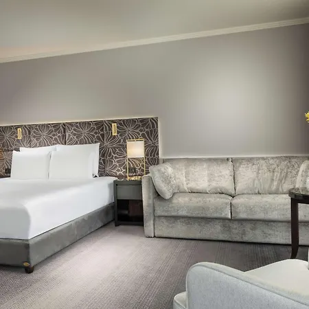 Hilton Old Town 5* Praga