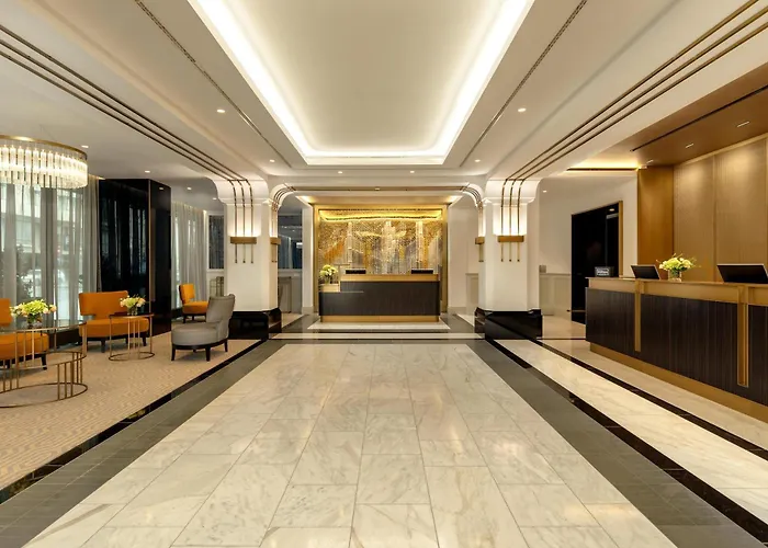 Hilton Old Town Отель 5*