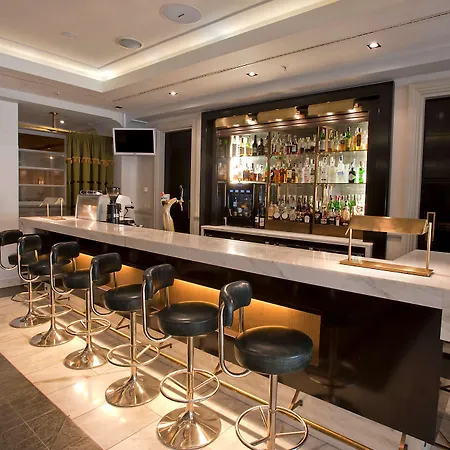 Hilton Old Town 5*
