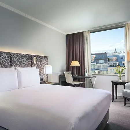 Hotell Hilton Old Town 5*