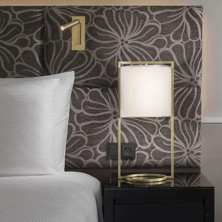 Hilton Old Town Hotel