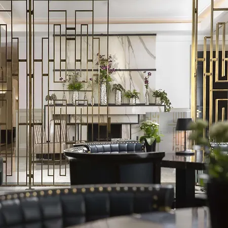 Hilton Old Town Hotel 5*