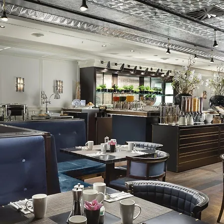 Hilton Old Town 5* Prague