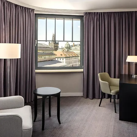 Hotel Hilton Old Town 5*