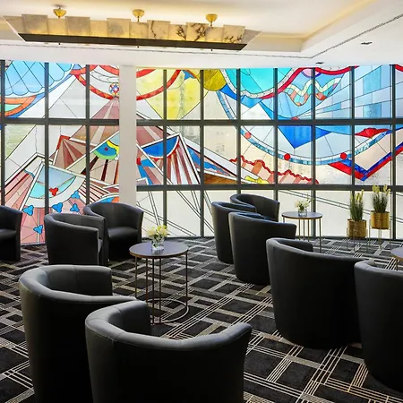 Hilton Old Town Hotel