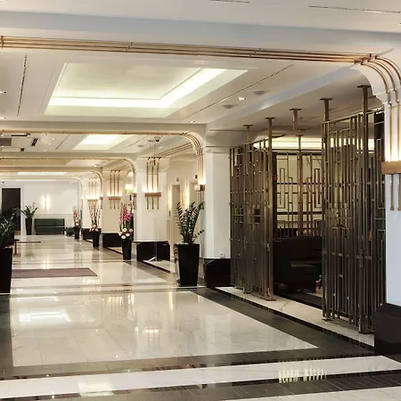 Hilton Old Town 5*
