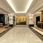 Hilton Old Town Ξενοδοχείο 5*