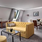 Otel Hilton Old Town 5*