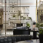Otel Hilton Old Town 5*